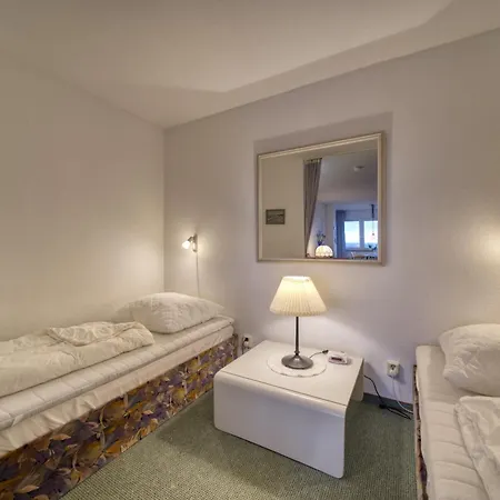 - Haus F, App 0f0903 Appartement